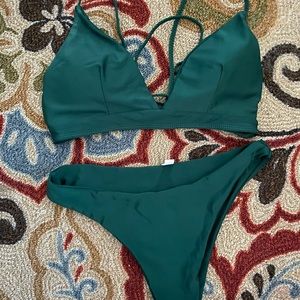 ✨hunter green bathing suit 🌱